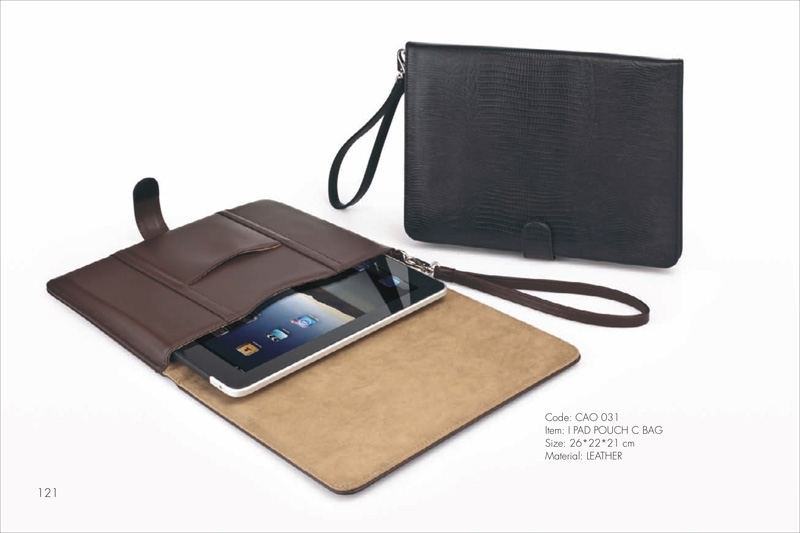 GAIL POUCH WITH STRAP